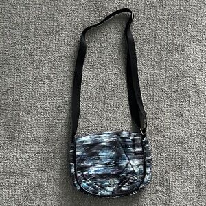 Ivviva (ie, Lululemon) Cross Body Bag